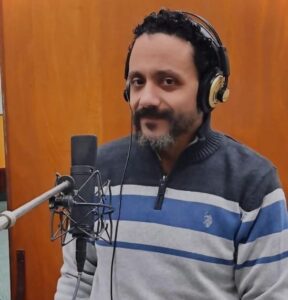 أحمد دياب في أول بطولة له في مجال الدراما الإذاعية