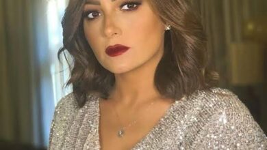 "سلام عليكم" دويتو يجمع بشرى مع صاحبها المطرب عزام شيك بالتعاون مع الموسيقار إسلام صبري طرحت الفنانة "بشرى" أغنية "سلام عليكم" كديو مع صاحبها الأوزبكستاني عزام شيك، والتي حققت نجاحاً كبيراً بلحنها وتوزيعها المميزين.