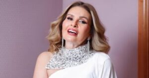 سيفين هو اسم الفنانة يسرا الحقيقي.. مالا تعرفه عنها