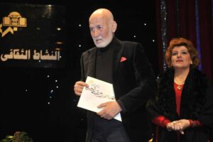 أسرار لم تعرفها عن عزت أبو عوف.. في ذكرى وفاته