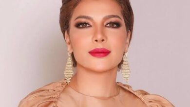 أصالة نصري لزوجها: " شكراً لأنك بعد موتي أحييتني" بالتزامن مع الاحتفالات القائمة بمناسبة عيد الأضحى لعام 2023، نشرت الفنانة أصالة نصري عبر صفحتها الشخصية بموقع تبادل الصور والفيديو انستجرام صورة لزوجها العراقي فائق حسن وعلقت: "أيامي معك ليست كأيامي قبلك .. لم يراني أحد كما تراني.. لم يعطيني أحد كما أعطيتني .. لم يوفيني أحد كما أوفيتني".