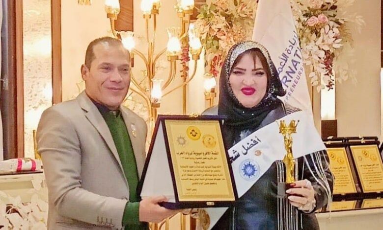 السفيرة ناهد شاكر