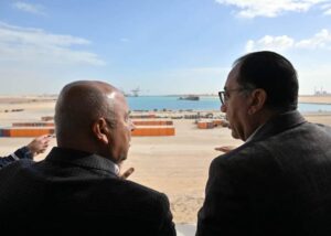 رئيس مجلس الوزراء الدكتور مصطفى مدبولي يؤكد اهتمام القيادة السياسية بتنمية المنطقة الاقتصادية بمحور قناة السويس 