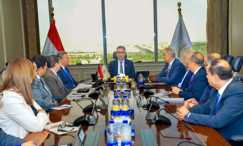 وزير التموين